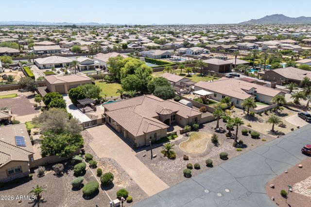 18509 W RANCHO Court, Litchfield Park, AZ 85340