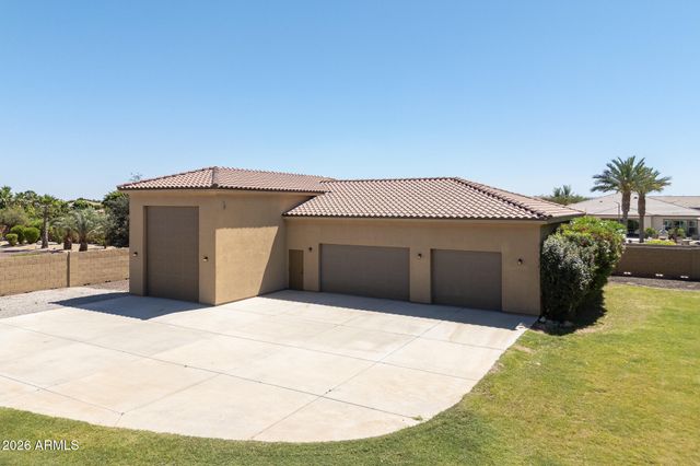 18509 W RANCHO Court, Litchfield Park, AZ 85340