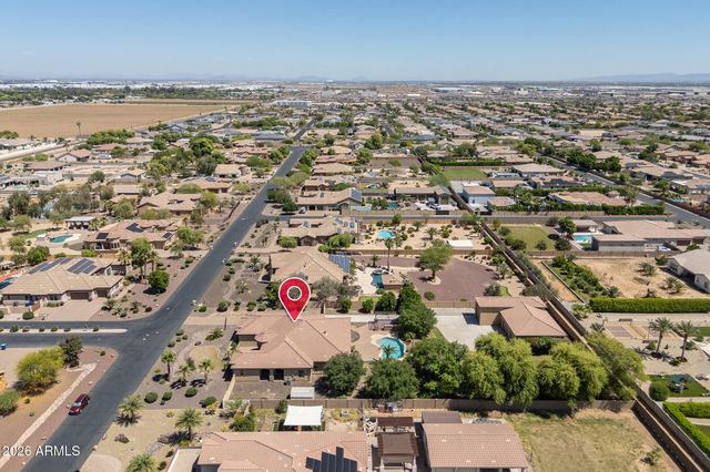 18509 W RANCHO Court, Litchfield Park, AZ 85340