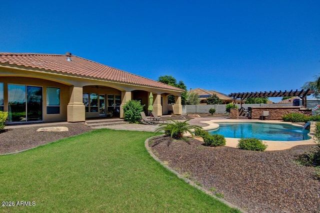 18509 W RANCHO Court, Litchfield Park, AZ 85340