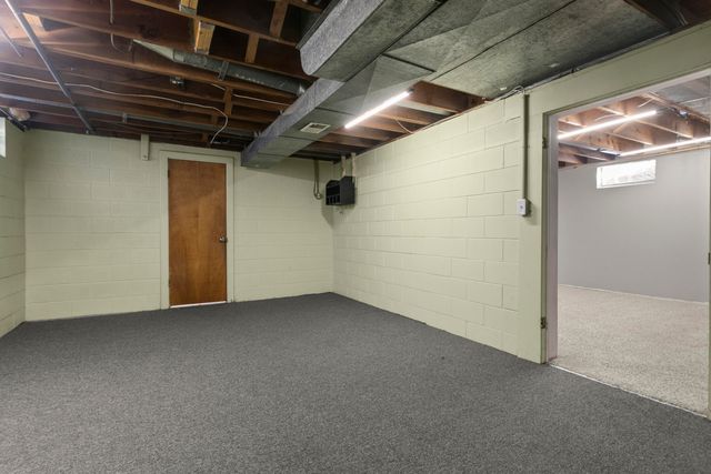 6642 Westchester Street, Portage City, MI 49024