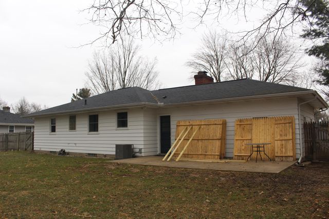 6642 Westchester Street, Portage City, MI 49024