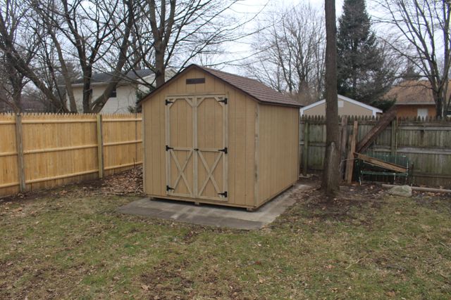 6642 Westchester Street, Portage City, MI 49024