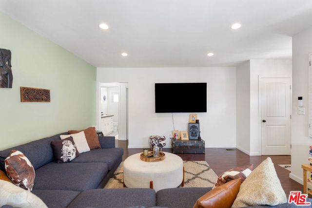 3631 Division Street, Los Angeles, CA 90065