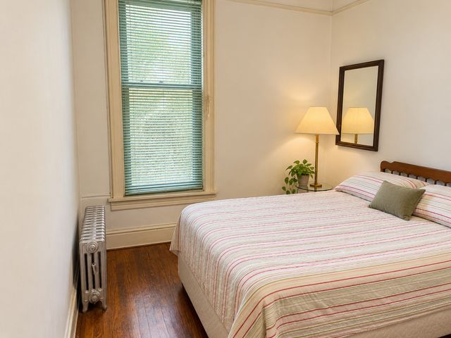 4426 N Damen Avenue, Chicago, IL 60625