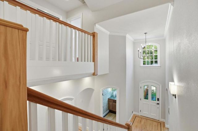 208 Stanford Avenue, Menlo Park, CA 94025