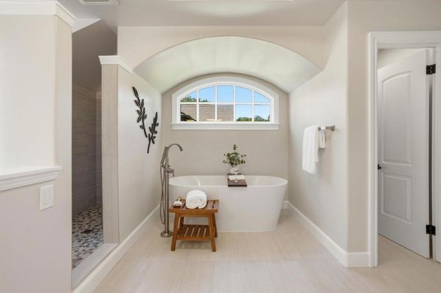 208 Stanford Avenue, Menlo Park, CA 94025