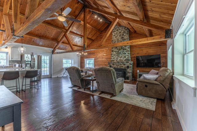 2650 S ROBY FARM RD, Rocheport, MO 65279