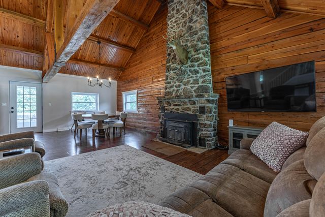 2650 S ROBY FARM RD, Rocheport, MO 65279