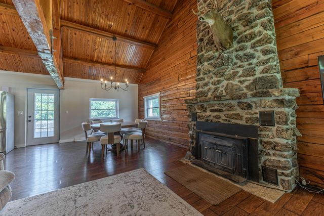 2650 S ROBY FARM RD, Rocheport, MO 65279