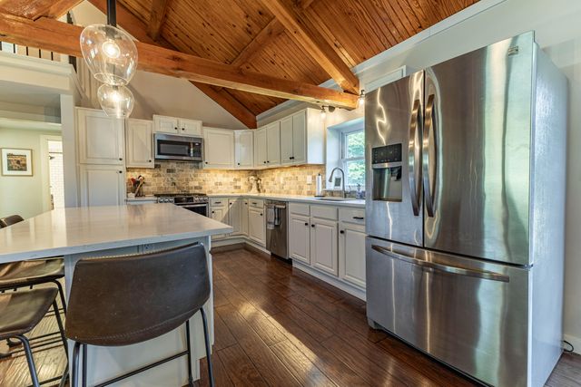 2650 S ROBY FARM RD, Rocheport, MO 65279