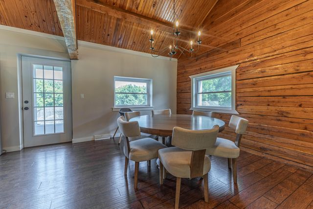 2650 S ROBY FARM RD, Rocheport, MO 65279