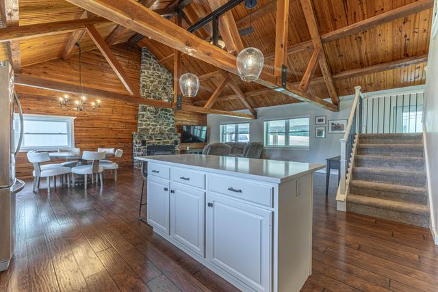 2650 S ROBY FARM RD, Rocheport, MO 65279