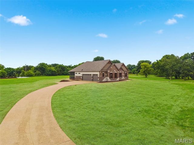 11 Stonebriar Estates Court, Unincorporated, MO 63385