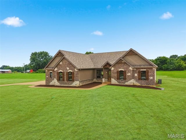 11 Stonebriar Estates Court, Unincorporated, MO 63385