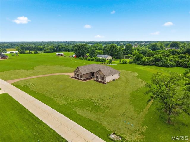 11 Stonebriar Estates Court, Unincorporated, MO 63385