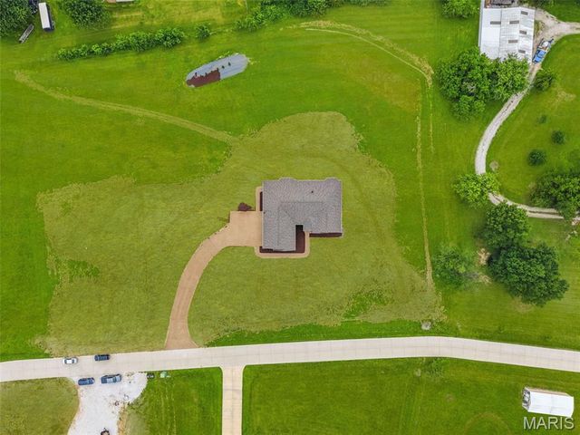 11 Stonebriar Estates Court, Unincorporated, MO 63385