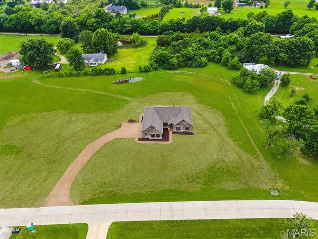 11 Stonebriar Estates Court, Unincorporated, MO 63385