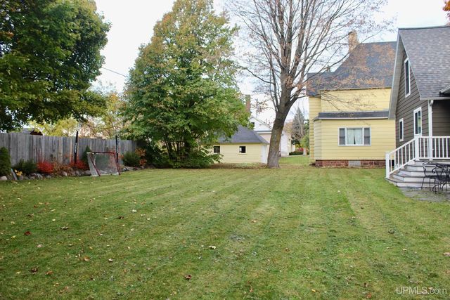 415 Kearsarge Street, Laurium, MI 49913