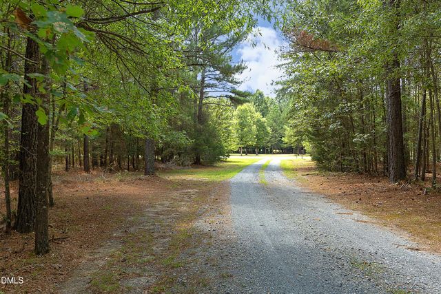 535 Poplar Forest Lane, Pittsboro, NC 27312