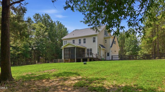 535 Poplar Forest Lane, Pittsboro, NC 27312
