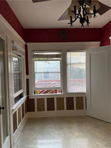 287 Kennebec Avenue, Long Beach, CA 90803