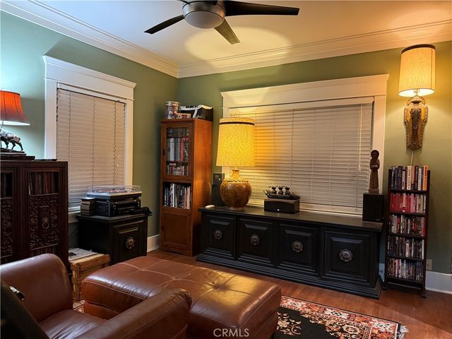 287 Kennebec Avenue, Long Beach, CA 90803