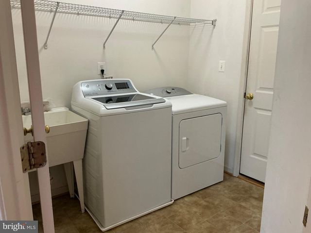 7209 BLADEN PL, Gainesville, VA 20155