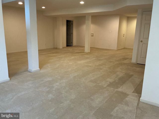 7209 BLADEN PL, Gainesville, VA 20155