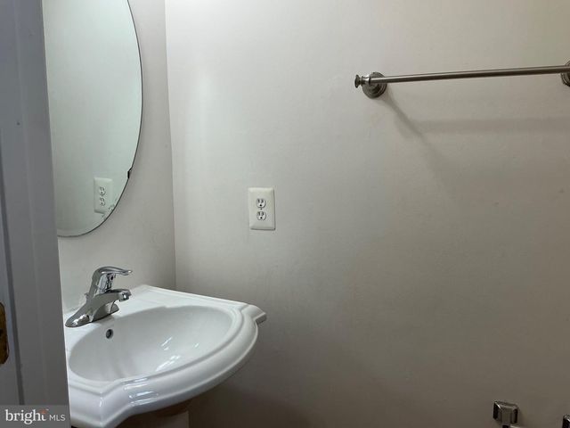 7209 BLADEN PL, Gainesville, VA 20155