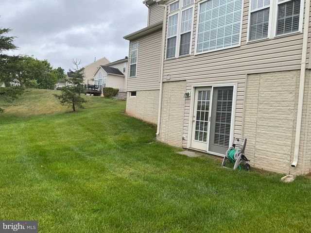 7209 BLADEN PL, Gainesville, VA 20155
