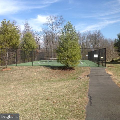 7209 BLADEN PL, Gainesville, VA 20155