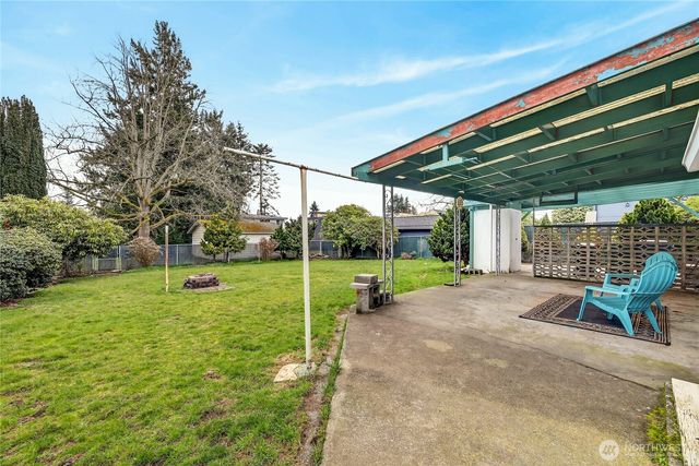 10016 13th Avenue NW, Seattle, WA 98177