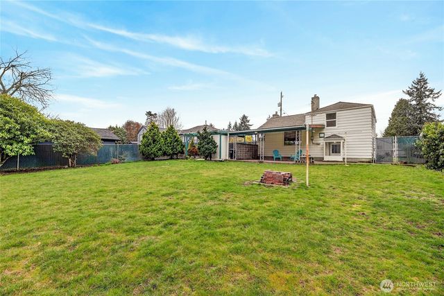 10016 13th Avenue NW, Seattle, WA 98177