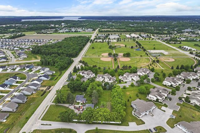 1201 Townline ROAD, Lake Geneva, WI 53147