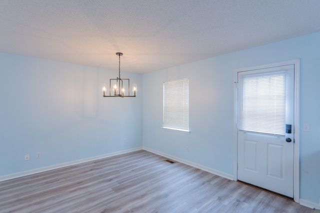 1244 N Concord Road C, Chattanooga, TN 37421