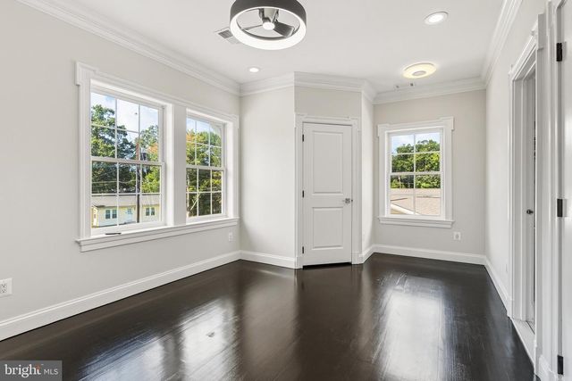 8213 HOCKING PL, Alexandria, VA 22309