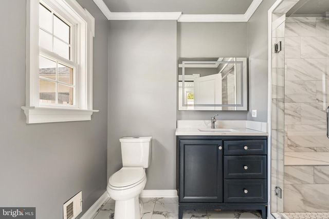 8213 HOCKING PL, Alexandria, VA 22309