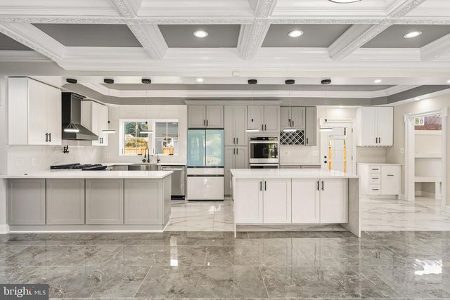 8213 HOCKING PL, Alexandria, VA 22309