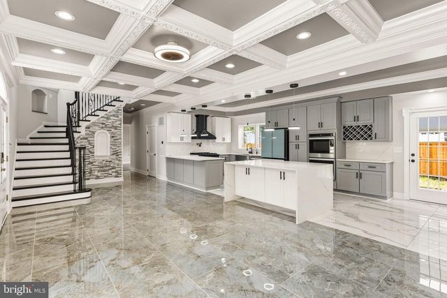 8213 HOCKING PL, Alexandria, VA 22309