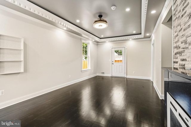 8213 HOCKING PL, Alexandria, VA 22309