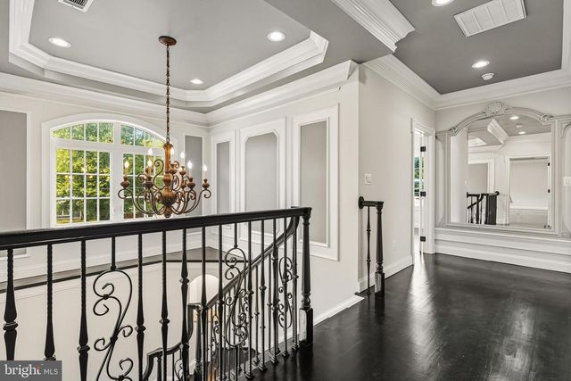 8213 HOCKING PL, Alexandria, VA 22309