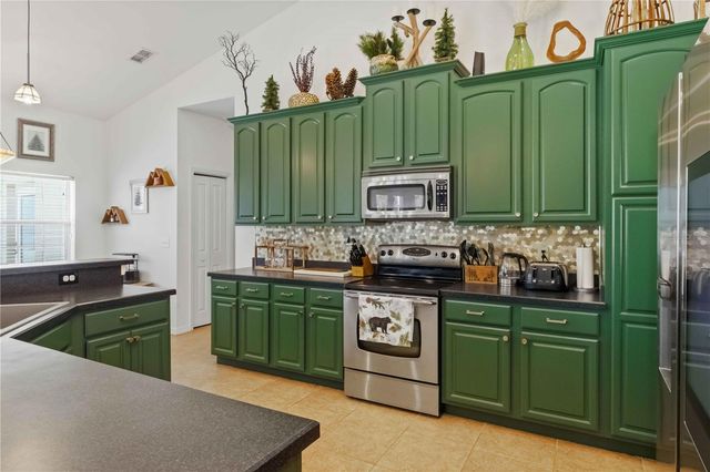 2313 HOLDEN LANE, Lithia, FL 33547