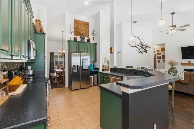 2313 HOLDEN LANE, Lithia, FL 33547
