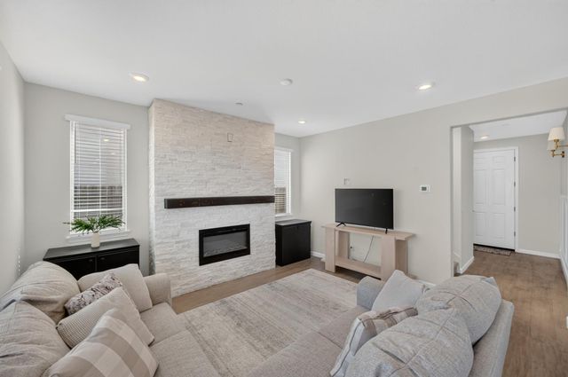 3863 Ivan Way, Rancho Cordova, CA 95742