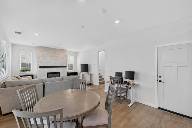 3863 Ivan Way, Rancho Cordova, CA 95742