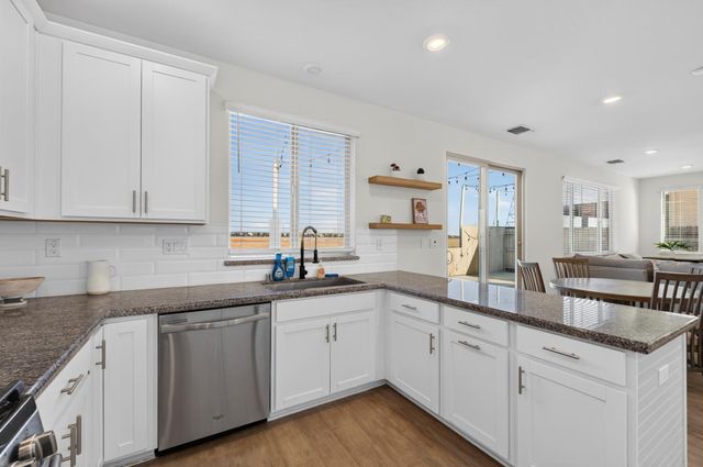 3863 Ivan Way, Rancho Cordova, CA 95742