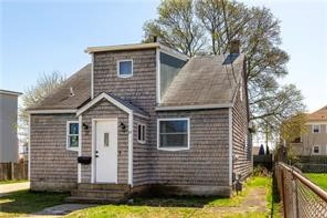 27 Aiken Street, Pawtucket, RI 02861
