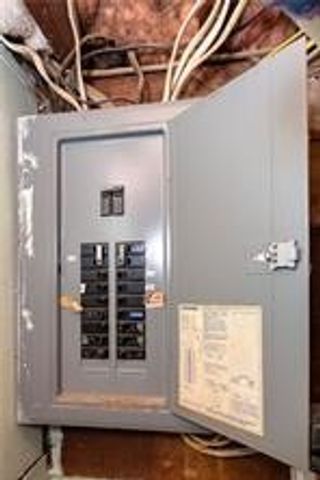 27 Aiken Street, Pawtucket, RI 02861