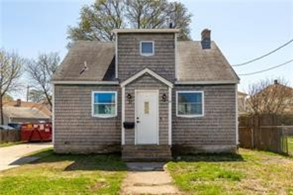 27 Aiken Street, Pawtucket, RI 02861